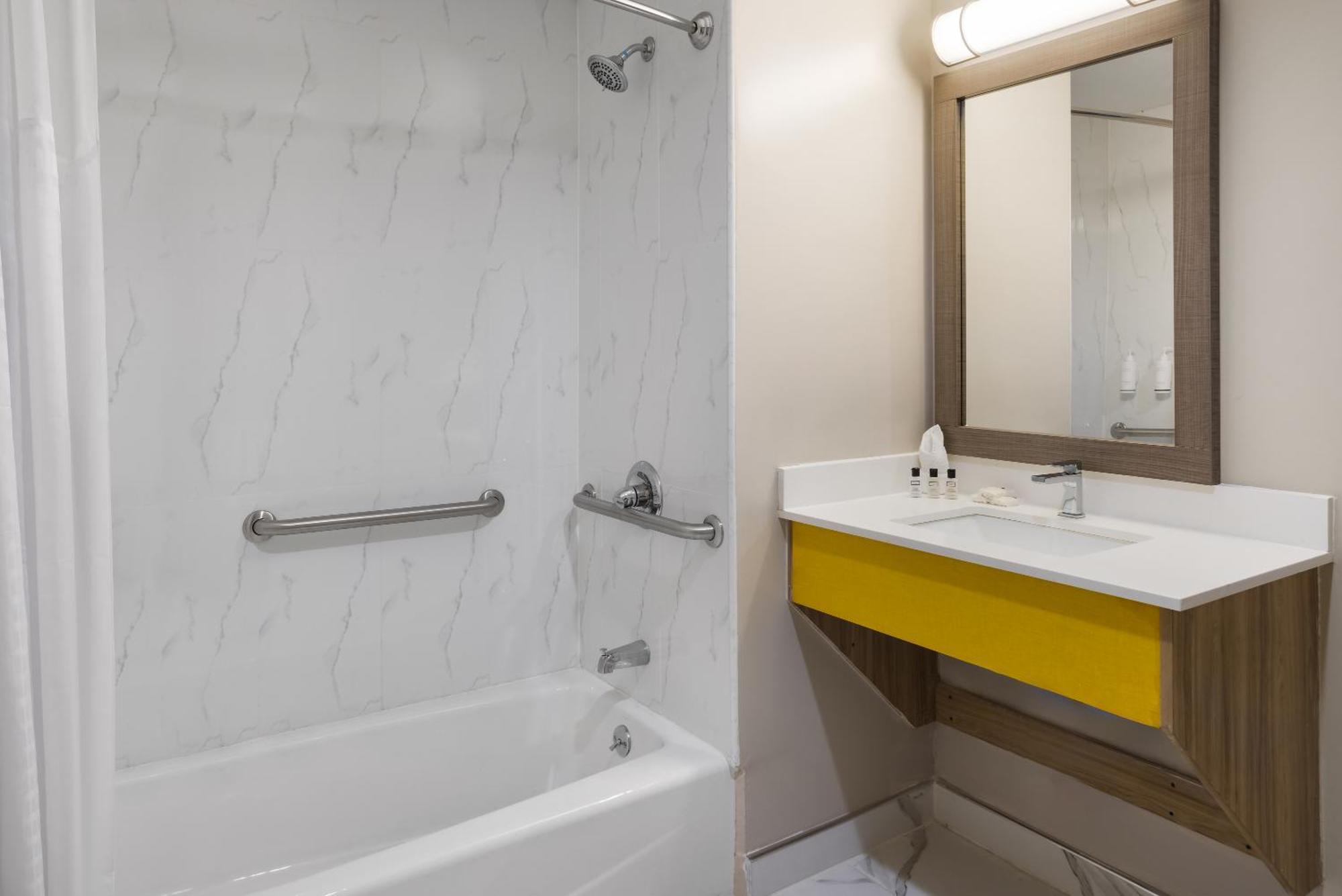 Days Inn By Wyndham Staten Island Nowy Jork Zewnętrze zdjęcie